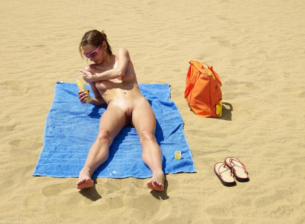 Resim # 3 galeriden Yanna sahilde