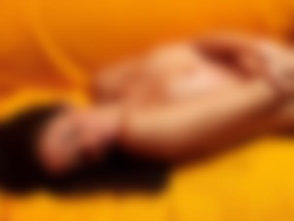 Image #11 from the gallery Muriel Red and Yellow